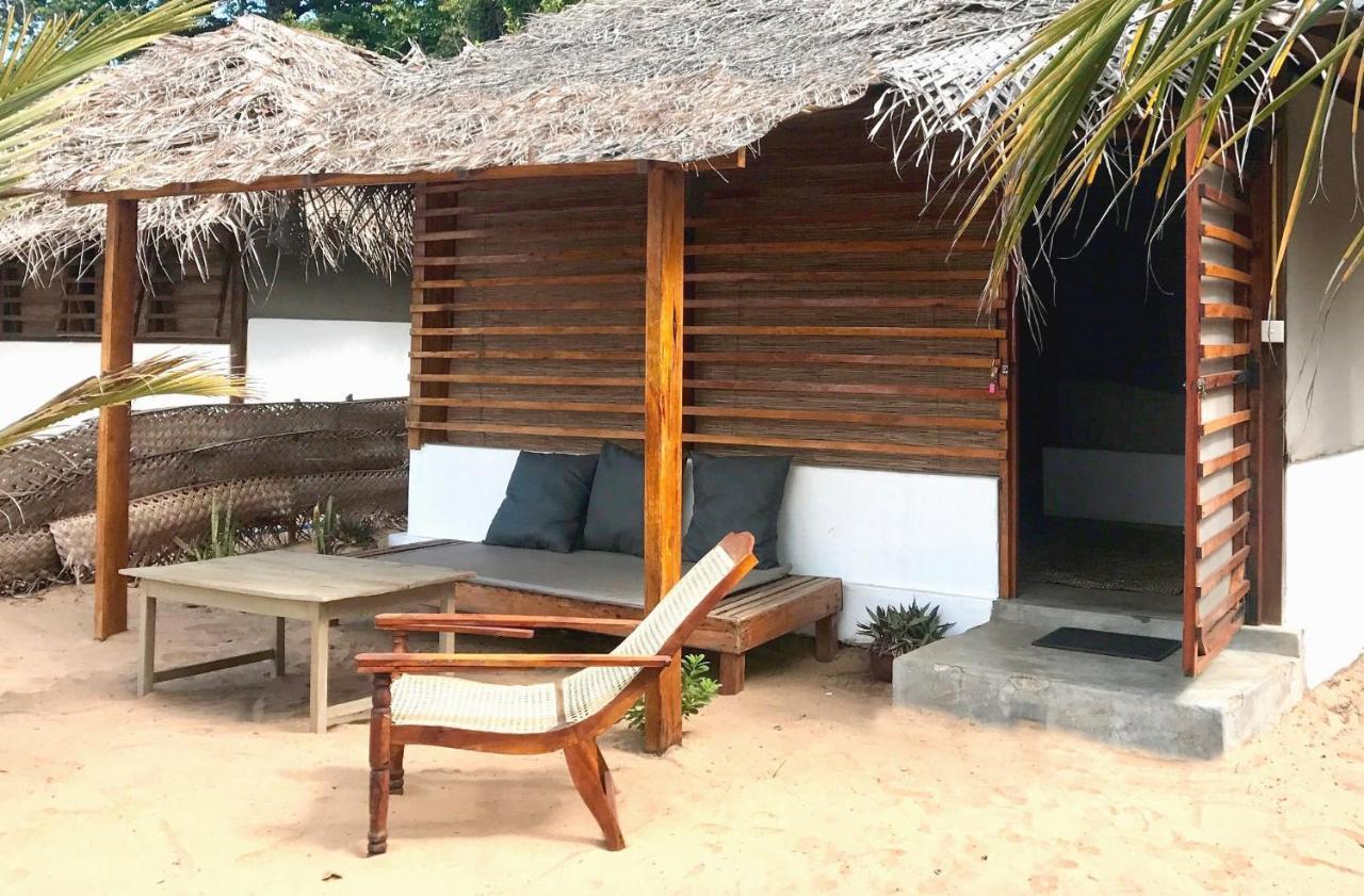 Upali Beach Surf Resort & Cafe Arugam Bay Exterior foto